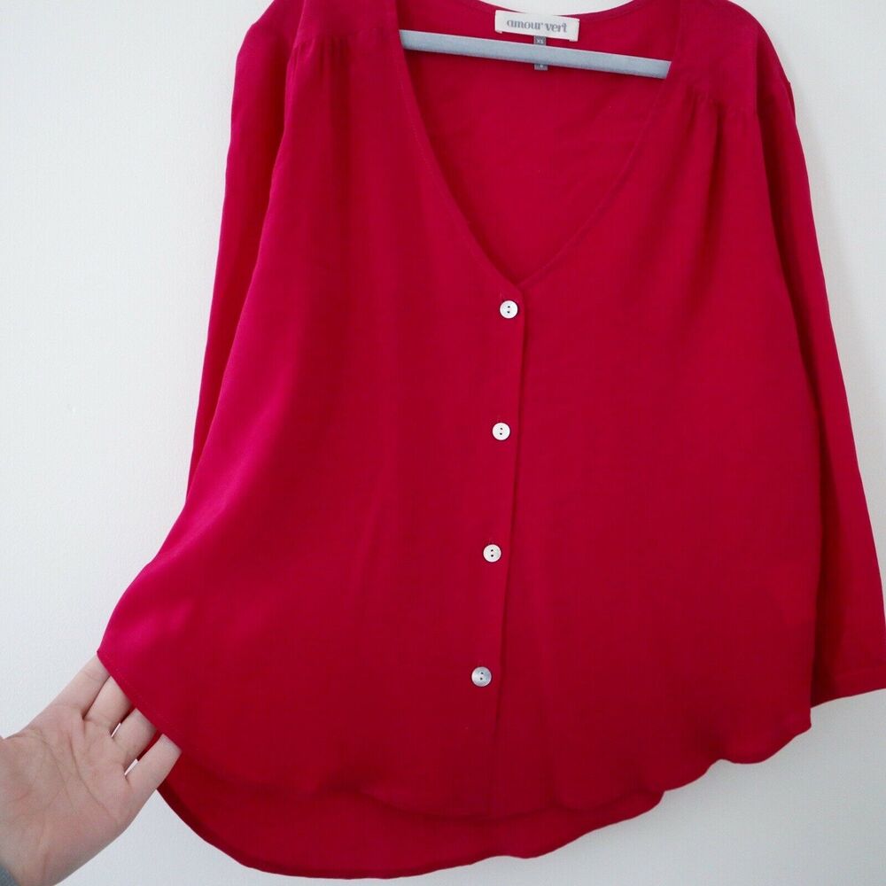 Amour Vert Silk Fuchsia V Neck Blouse - Picture 6 of 9
